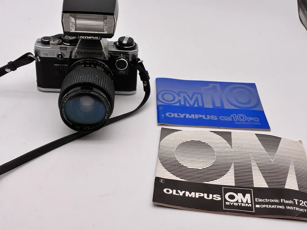 Olympus OM10 FC 35mm Film Camera w/ 35-70mm Lens T20 Flash Parts Repair